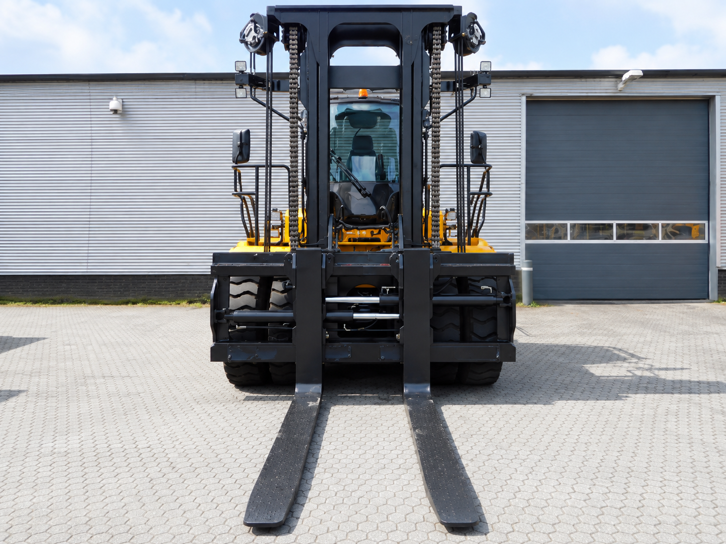 Heftruck 25 Ton – Bild 8